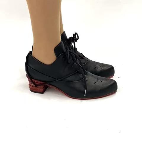 Outfit finishing Diplomat shoes for a stylish look