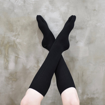 The Long Tabi Socks