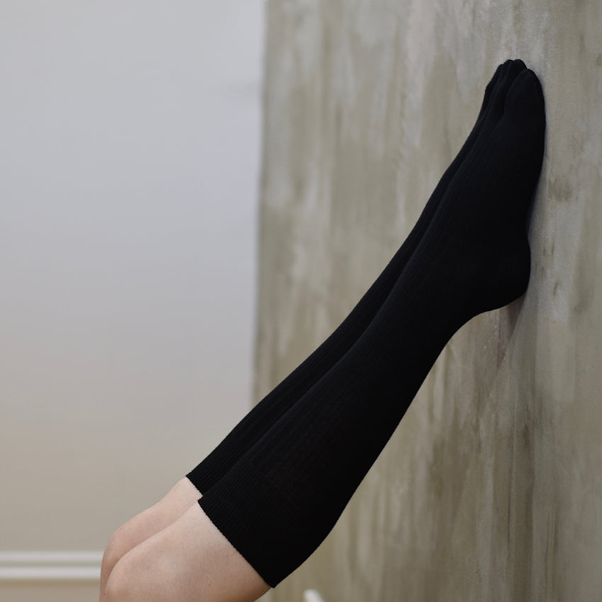 The Long Tabi Socks