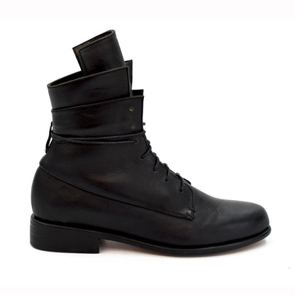 The Striker Boot - Black