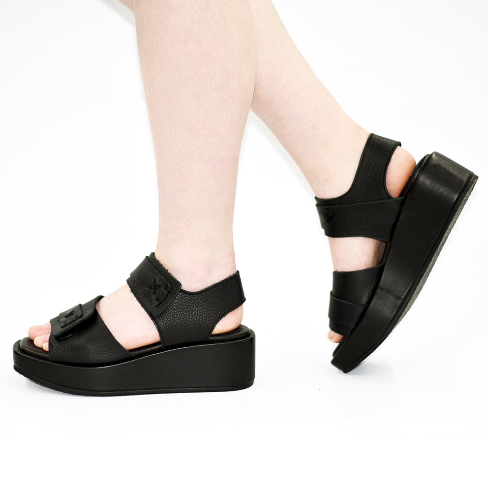 The Solaris Sandal - Black