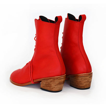 Seduce your feet with the buttery soft leather of Tabi Boots Ketchup Red