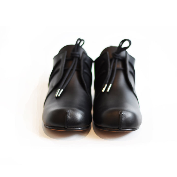 booker playoff shoes